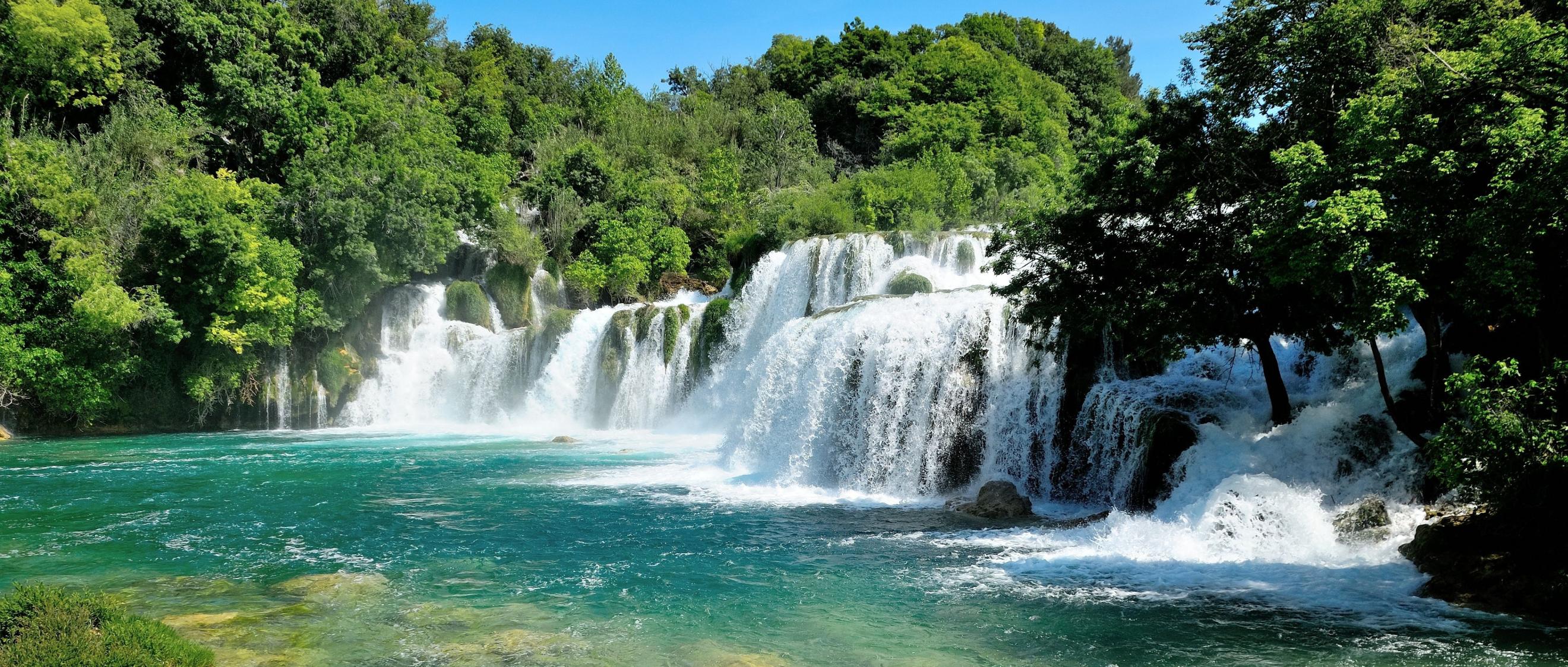 Zum Krka-Nationalpark gehören Wasserfälle.