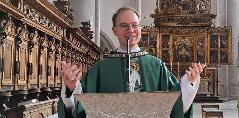 Von der Freude zu sprechen, die Jesus durch die Teilnahme an der Eucharistie schenkt, ist Prof. Dr. Marco Benini besonders wichtig.