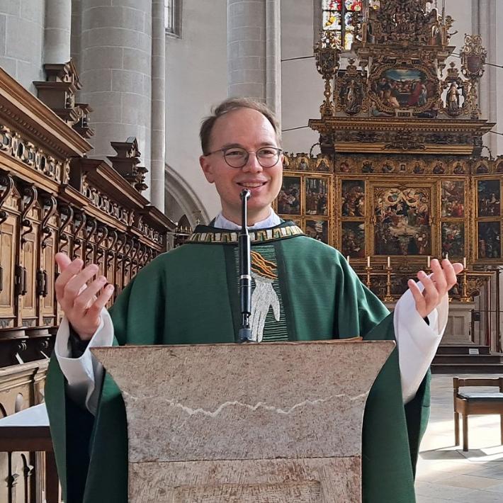 Von der Freude zu sprechen, die Jesus durch die Teilnahme an der Eucharistie schenkt, ist Prof. Dr. Marco Benini besonders wichtig.